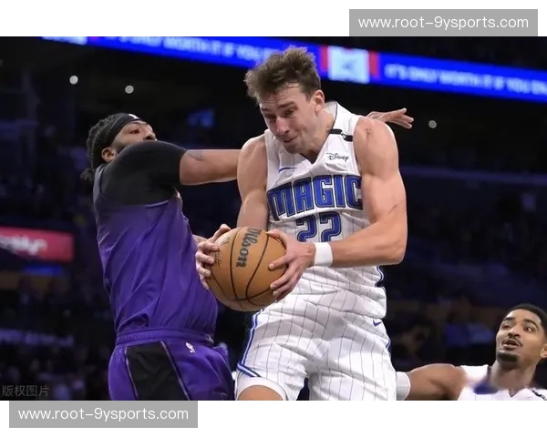 魔术班凯罗16分7篮板8助攻 年轻核心在关键时刻展现组织能力